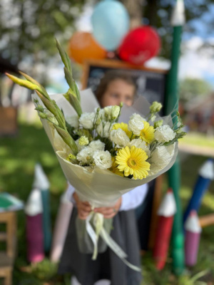 Букет" Последний звонок" с гермини