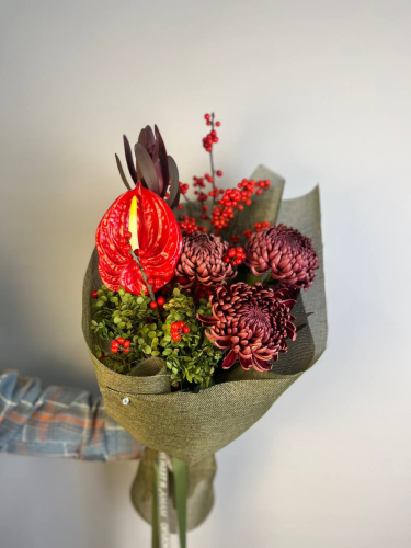 Букет с хризантемой "Мамино тепло"