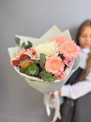 Букет" Здравствуй школа" с гермини