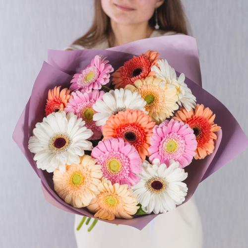 Букет из цветных мини гербер №35812 Букет из цветных мини гербер №35812