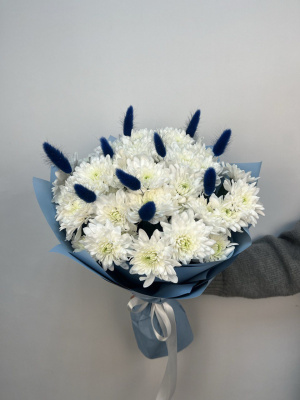 Букет" Впечатление"7 кустовых хризантем с лагурусом 35810