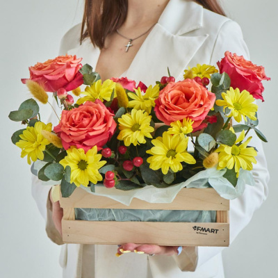 Ящик с розами и хризантемой N84661Ф