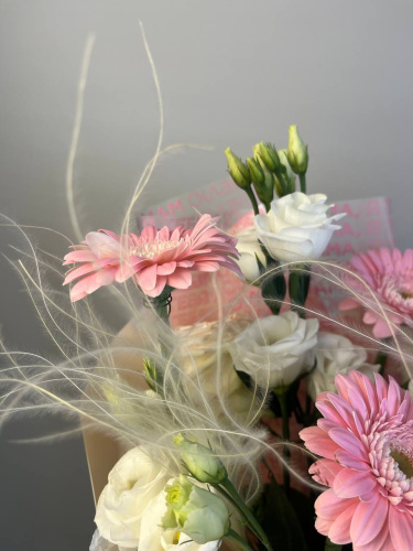 Букет с розами " Улыбка мамы"