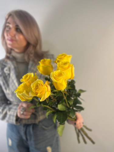 Букет из 7 желтых роз 60СМ