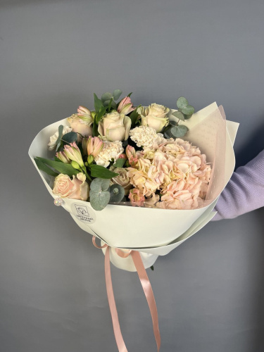 Букет" Аромат цветов"  с гортензией