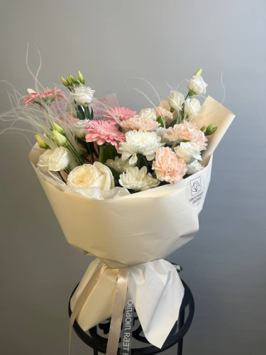 Букет с розами " Улыбка мамы"