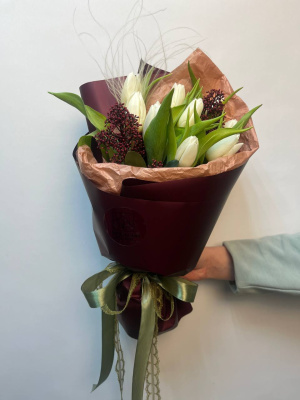 Букет" Гармония" с тюльпанами