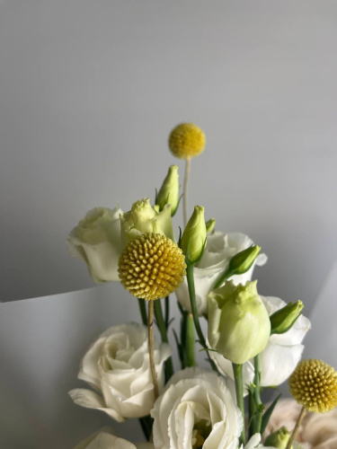 Букет с розами" Нежные объятия"