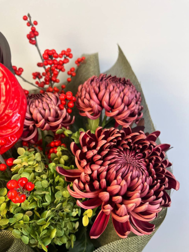 Букет с хризантемой "Мамино тепло"