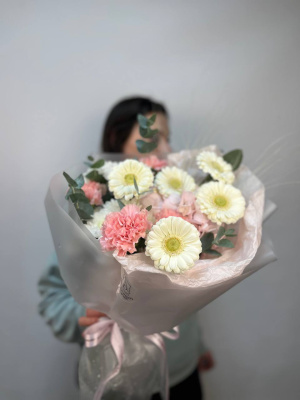 Букет"Влюблённость" с гортензией