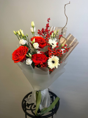 Букет с розами " Мамина любовь"