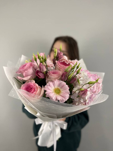 Букет с гортензией " Мамино тепло"